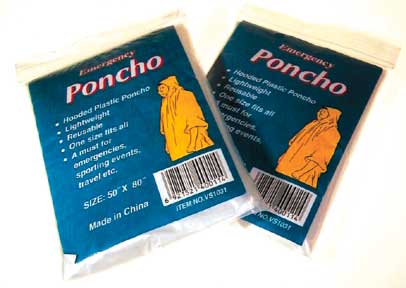 Emergency poncho for adults. 50x80cm. Transparent PE. 