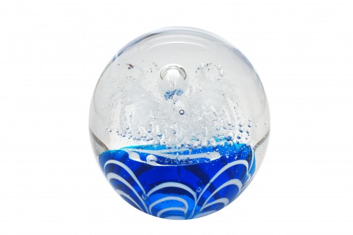 Small dream ball - White flower over a blue bottom. 