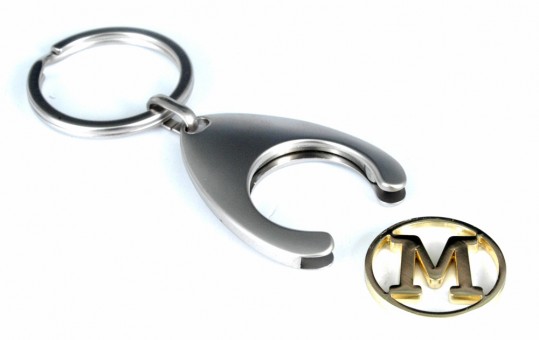 Porte-clés avec initial sur un jeton - "M" 